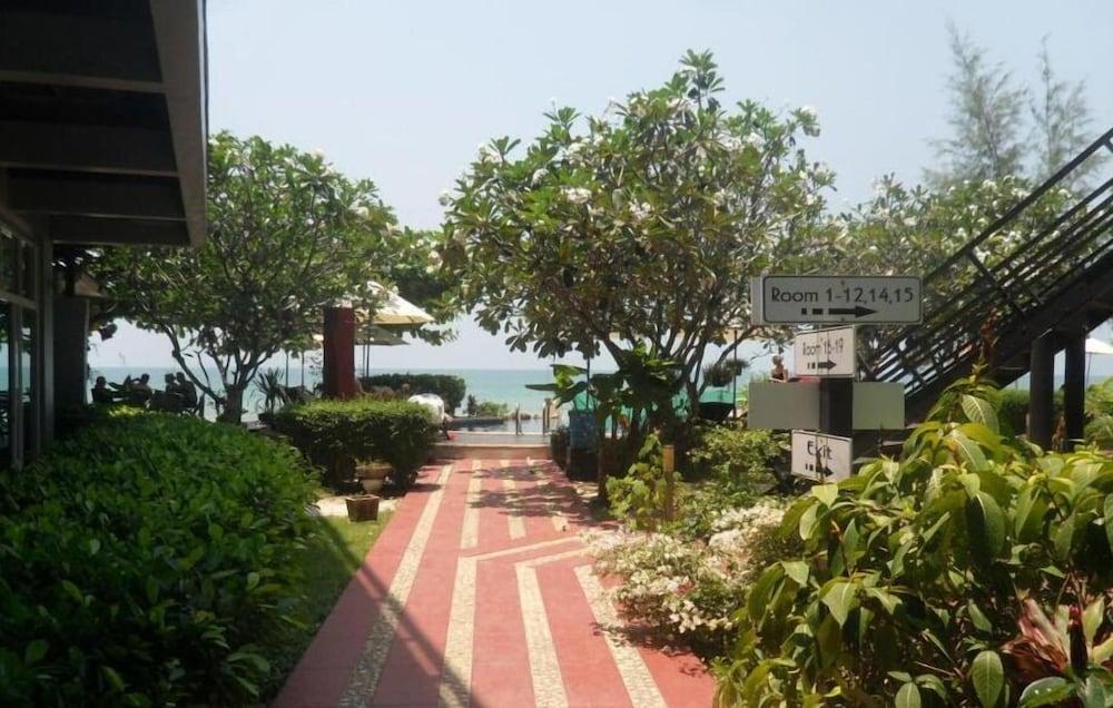 Maya Koh Lanta Resort Exterior photo