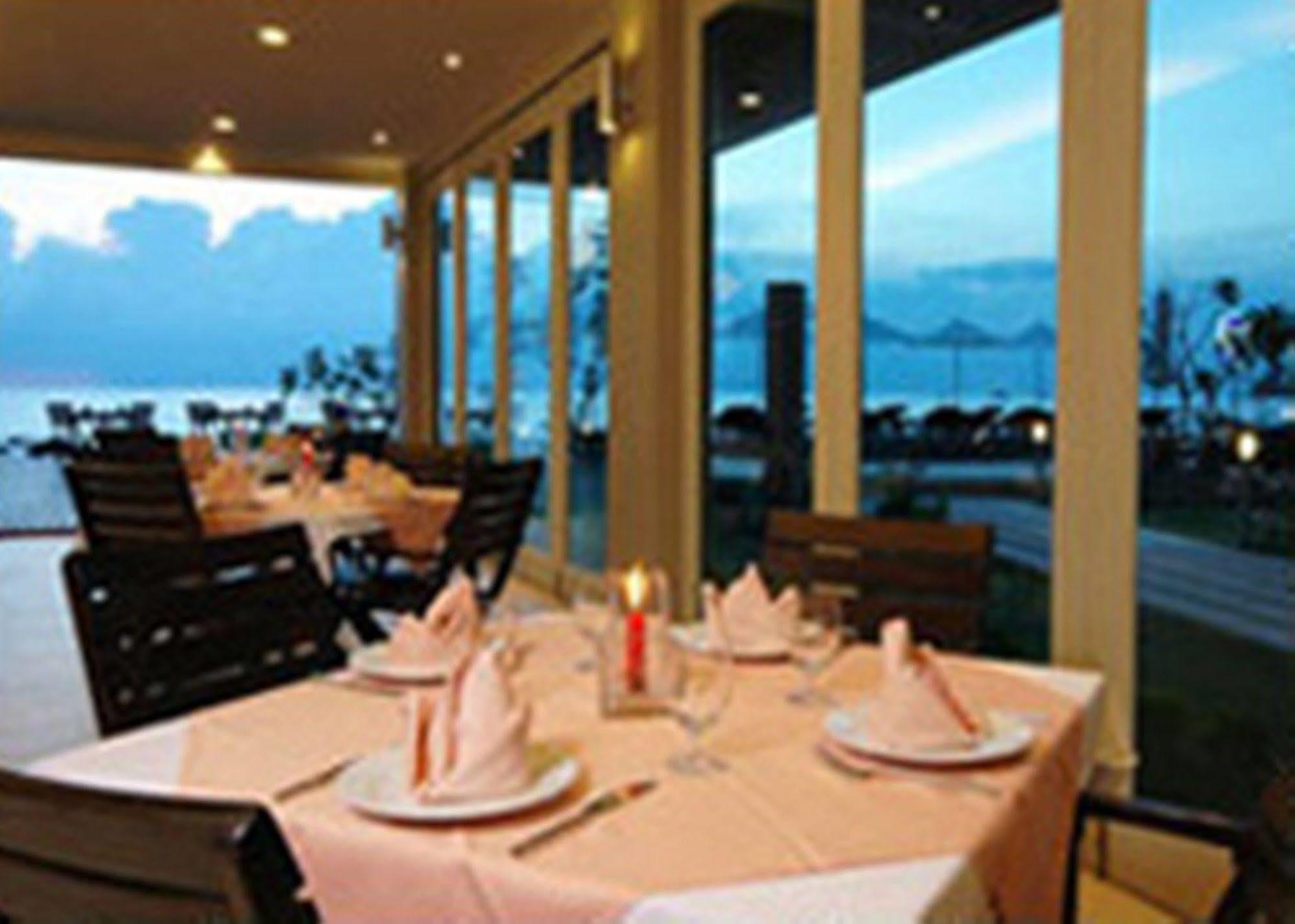 Maya Koh Lanta Resort Exterior photo